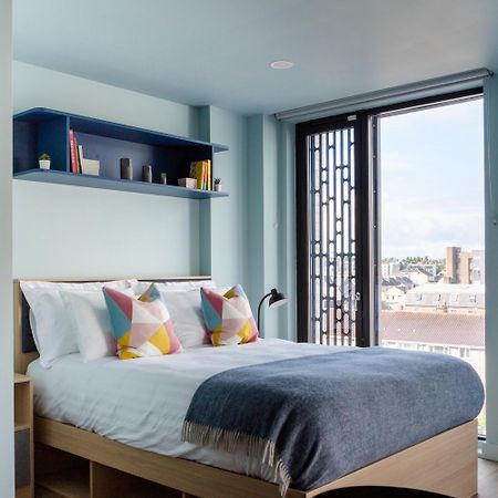 Coleman Court Summer Apartments Корк Екстериор снимка