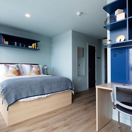 Coleman Court Summer Apartments Корк Екстериор снимка