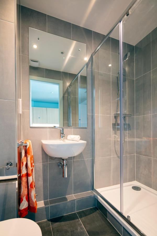Coleman Court Summer Apartments Корк Екстериор снимка