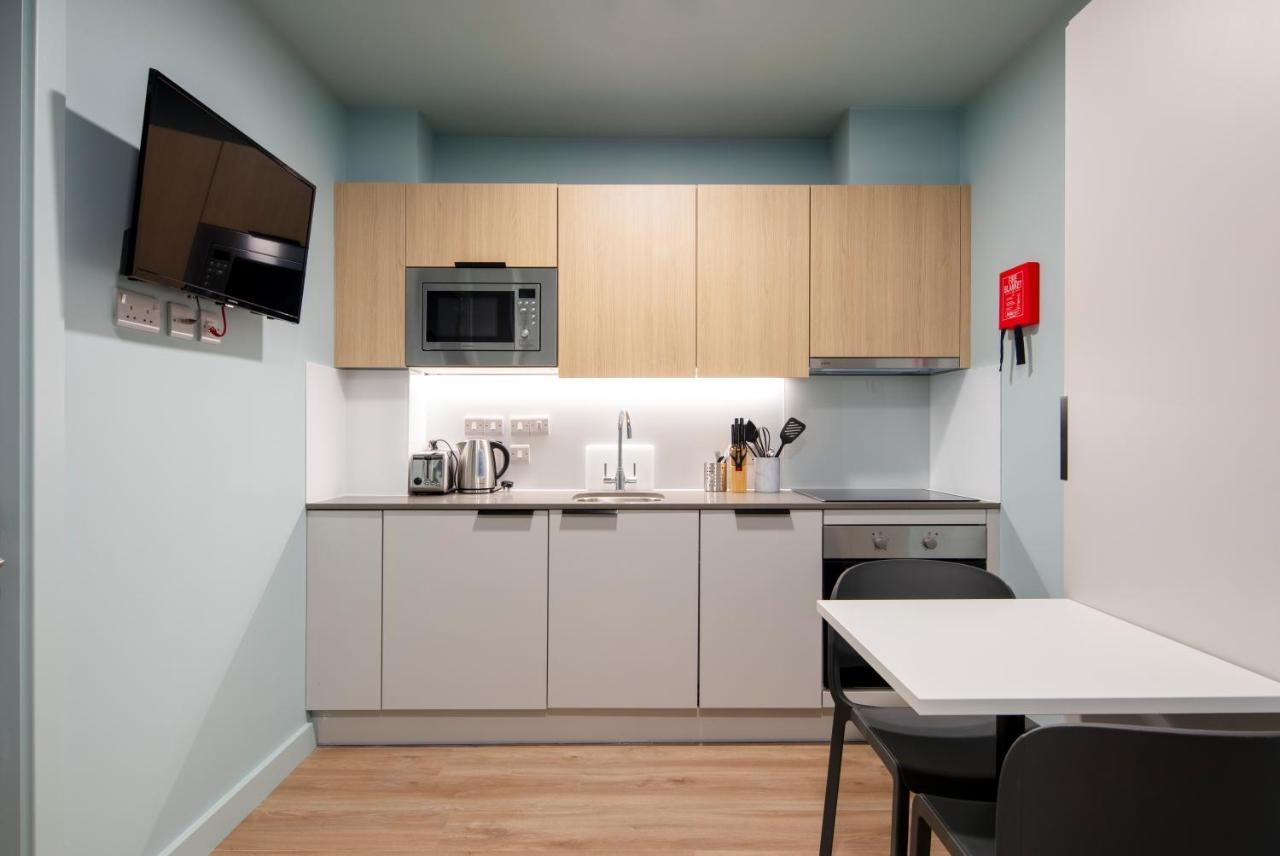 Coleman Court Summer Apartments Корк Екстериор снимка