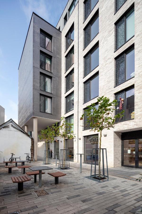 Coleman Court Summer Apartments Корк Екстериор снимка